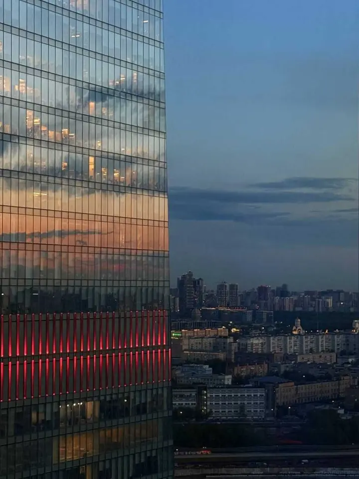 Москва: Апартаменты Sky City Moscow Особенный вид на Лужники, Парк Победы, башни и город!