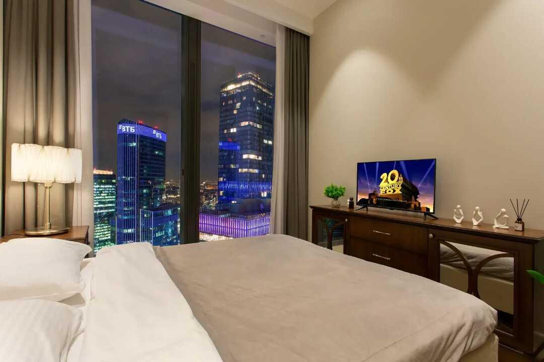 Москва: Апартаменты Sky City Moscow 62 этаж! Вид на Башни, Лужники, Парк победы и город! Очень уютный!