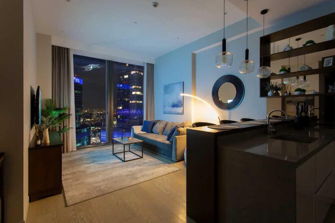Москва: Апартаменты Sky City Moscow 62 этаж! Вид на Башни, Лужники, Парк победы и город! Очень уютный!