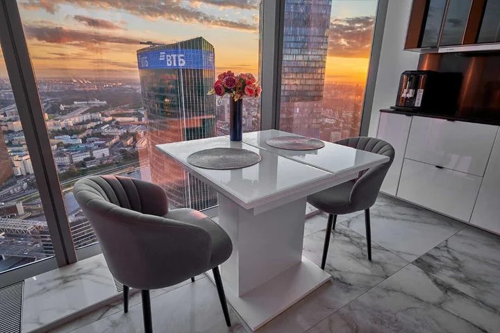 Москва: Апартаменты Sky City Moscow 80 этаж Вид на МГУ