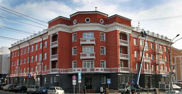 Барнаул: Отель Алтай