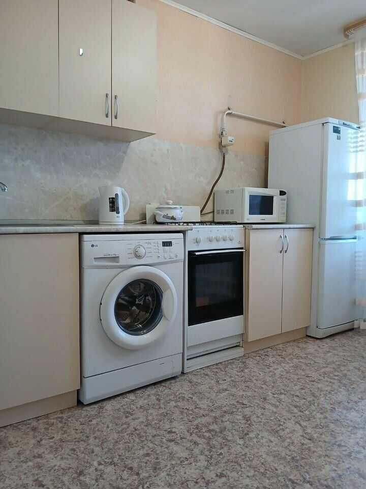 Стерлитамак: Квартира на Лазурной 13