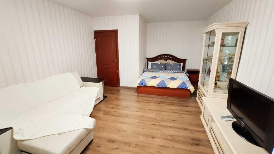 Москва: Светлая комфортная квартира у метро Строгино