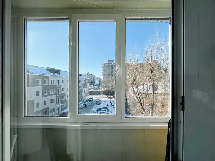 Южно-Сахалинск: Апартаменты на Мира, 182