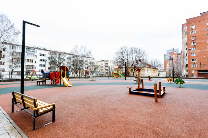 Уфа: Апартаменты с новым ремонтом на ул. Пархоменко, 123