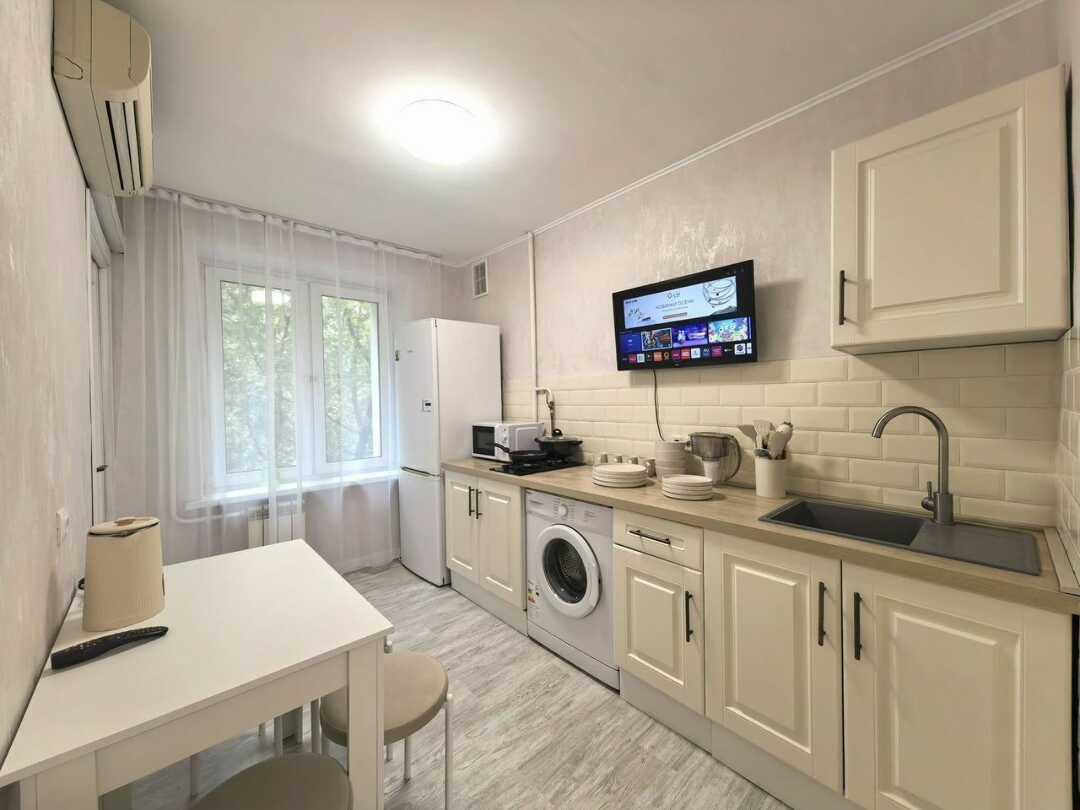Москва: Квартира на Академика Комарова 1Б