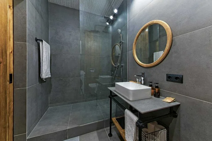 Минск: Апартаменты AtHome Apartments Братская
