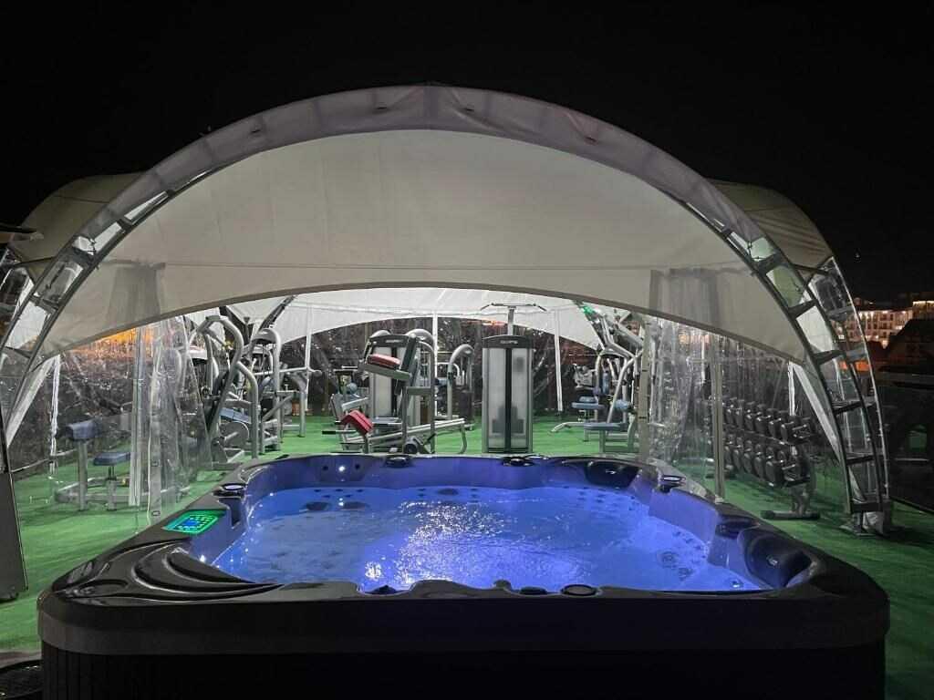 carousel image 4