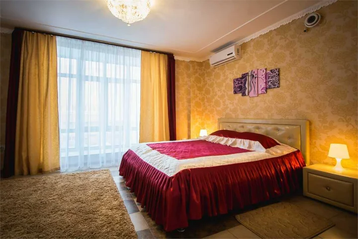 Омск: Отель "Золотой лев"