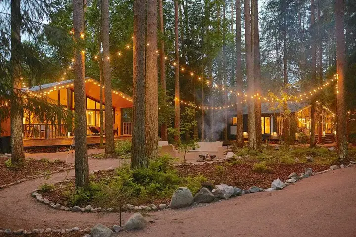 carousel image 0