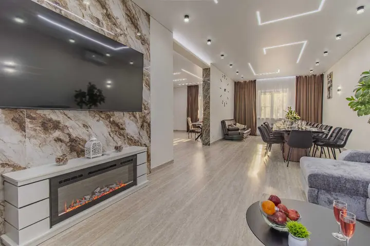 Нижний Новгород: Загородный дом "Loft Маяк Vegas Apartments"
