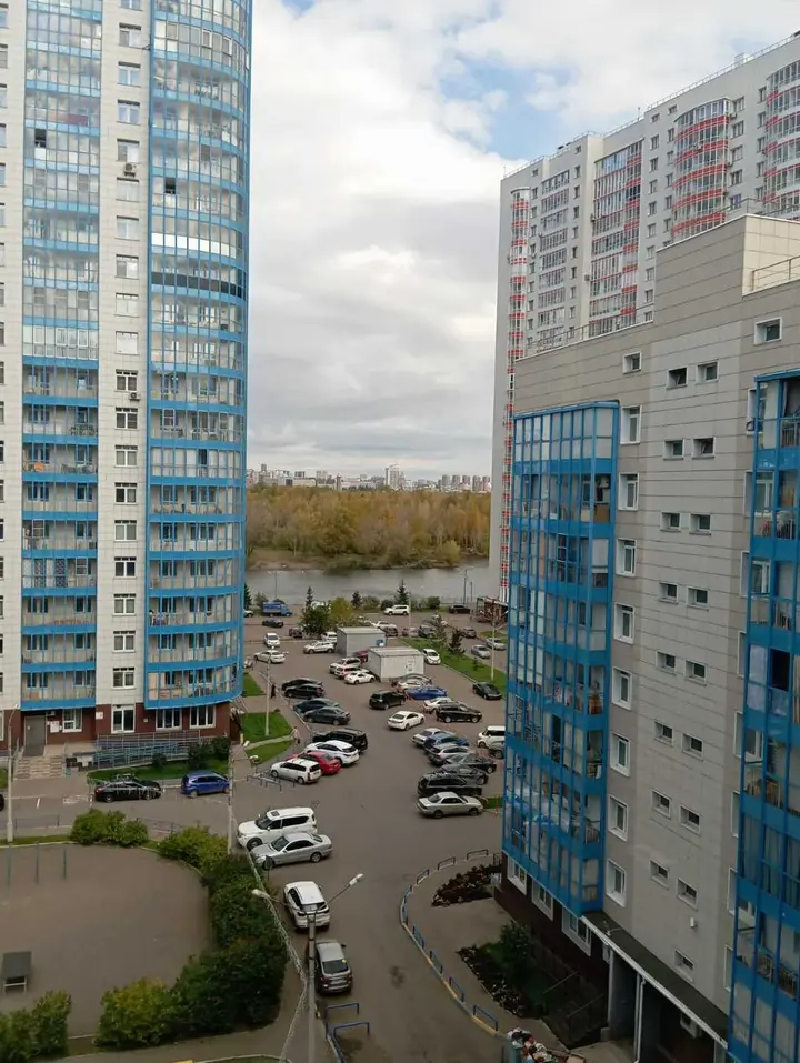 Красноярск: Уютная студия на Ярыгинской Набережной