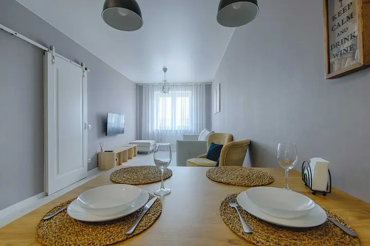 Минск: Апартаменты AtHome Apartments Дзержинского
