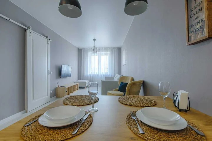Минск: Апартаменты AtHome Apartments Дзержинского