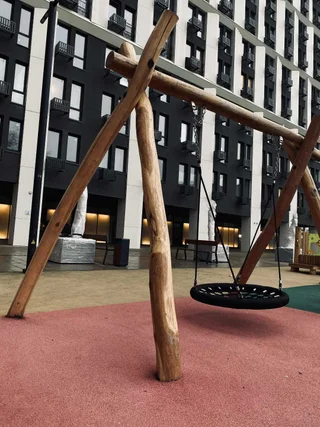 Москва: Дизайнерская студия на ул. Новоостаповская 20