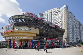 Санкт-Петербург: Апартаменты трехкомнатные на Коломяжском 26