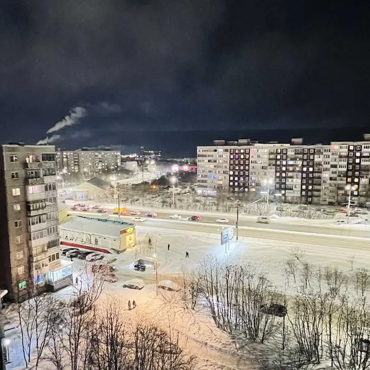 Мурманск: Квартира с видом на Северное сияние на Кольском 150к1