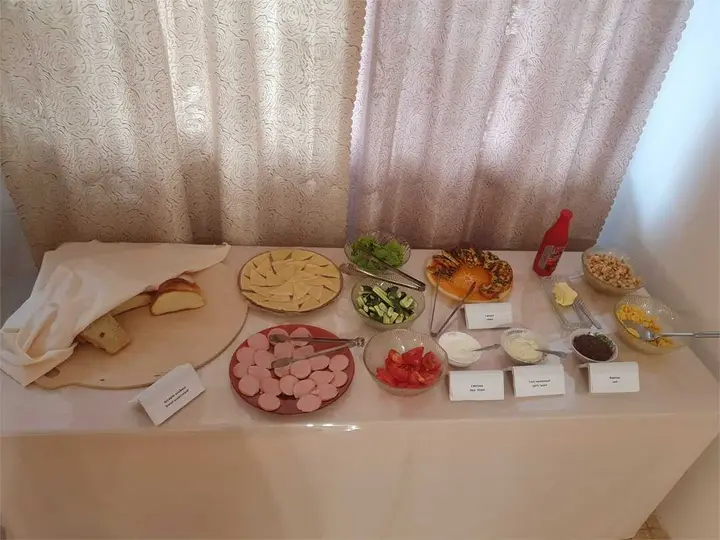 Морское: Гостиница "Бриз-Морское"