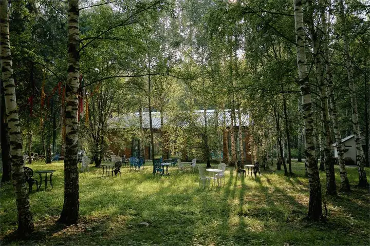 carousel image 3