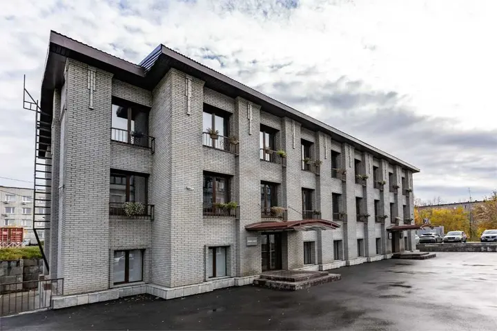 Новосибирск: Отель "Есенин Локус"