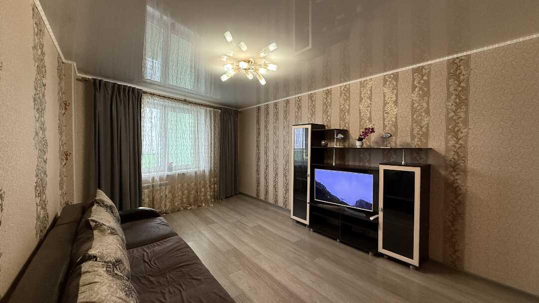 Уфа: Квартира на Высотной 2