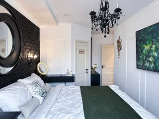 Москва: Евротрешка "Top Rooms" на Таганке у Москвы реки