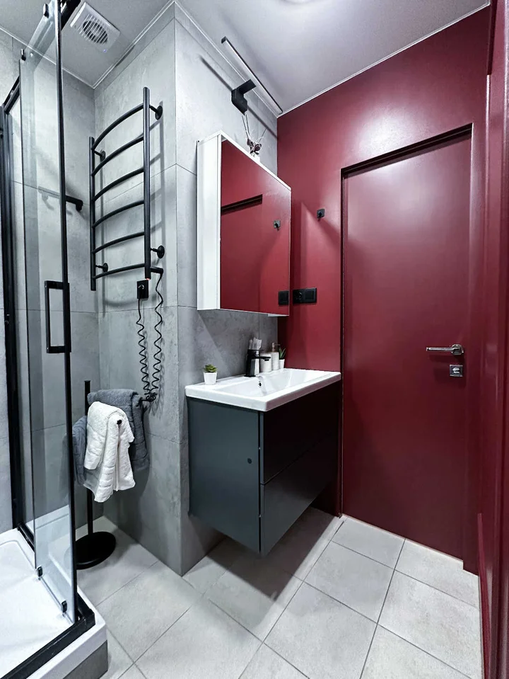 Москва: Евротрешка "Top Rooms" на Таганке у Москвы реки