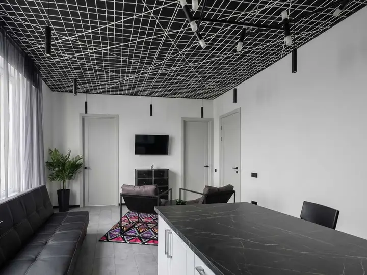 Москва: Евротрешка "Top Rooms" на Острове мечты