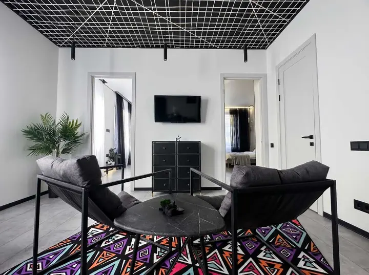 Москва: Евротрешка "Top Rooms" на Острове мечты