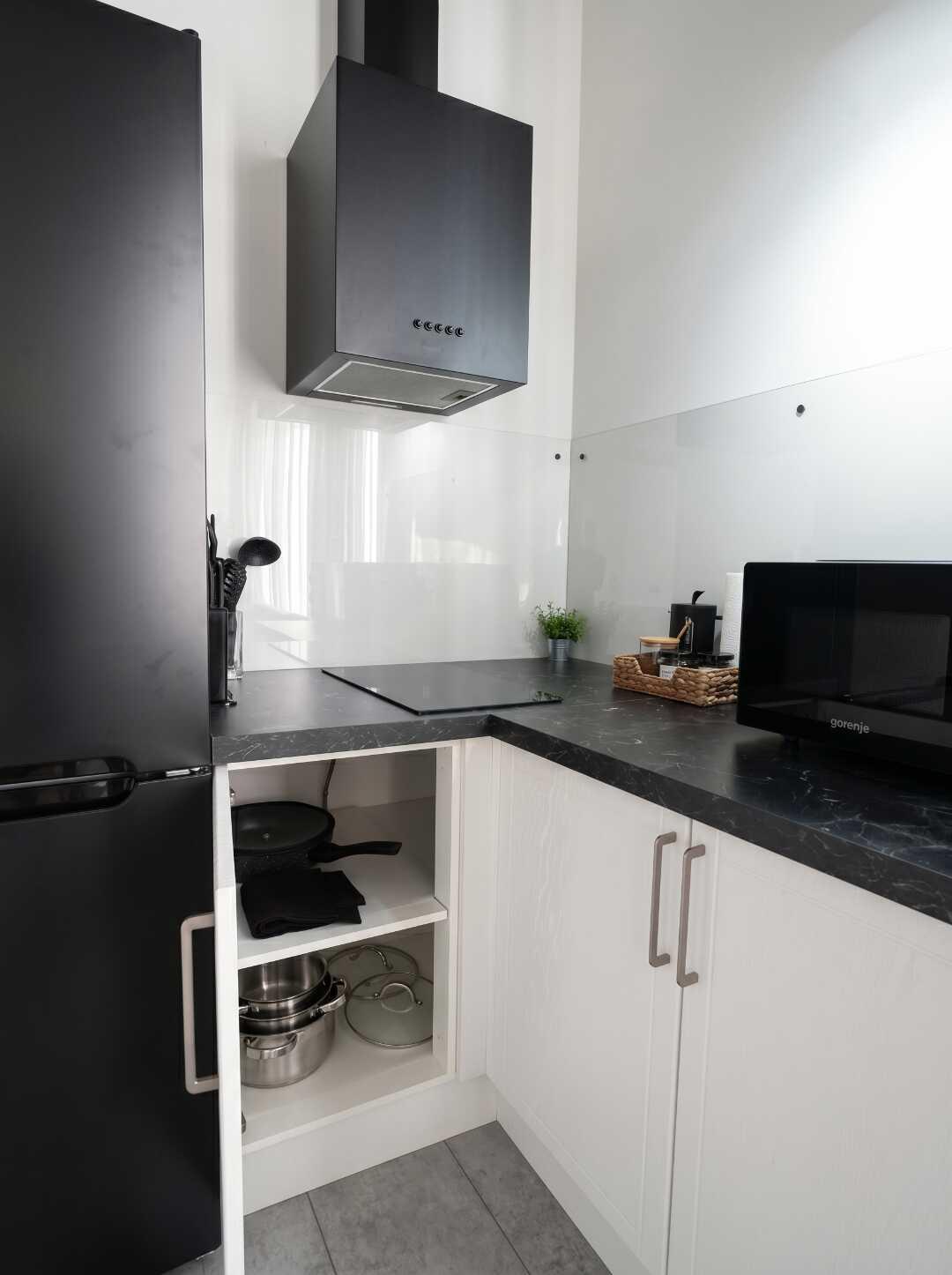 Москва: Евротрешка "Top Rooms" на Острове мечты