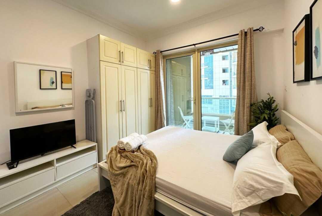 Дубай: Апартаменты "For Rent Dubai Quiet Studio w/ Balcony & RoofTop Pool in Marina"