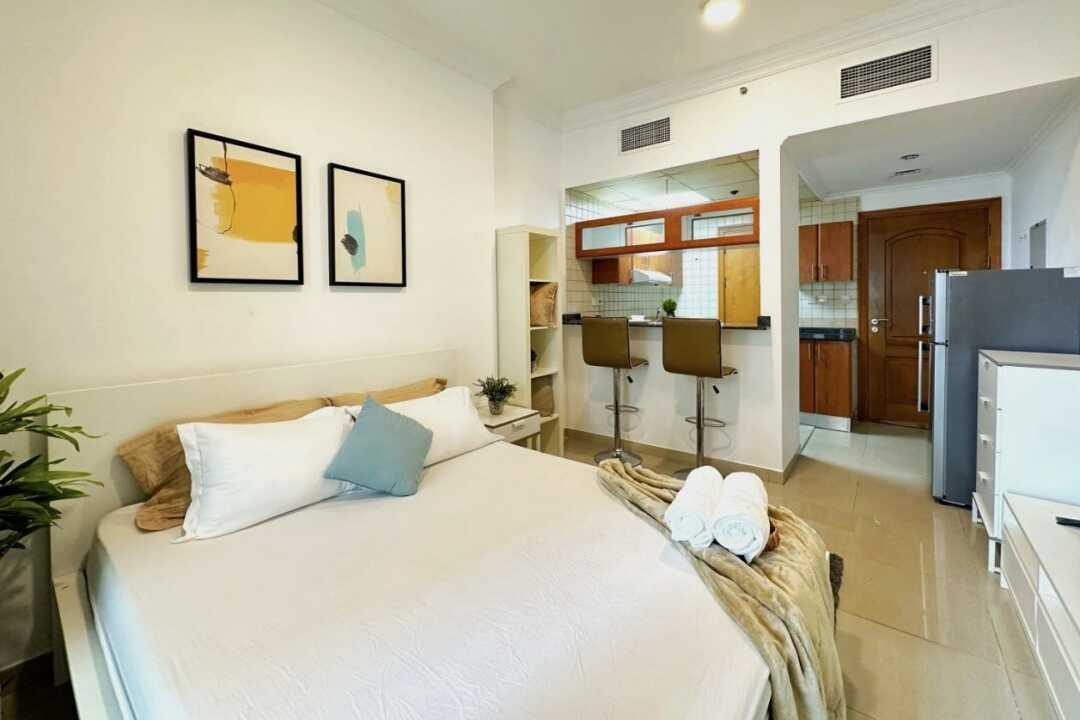 Дубай: Апартаменты "For Rent Dubai Quiet Studio w/ Balcony & RoofTop Pool in Marina"