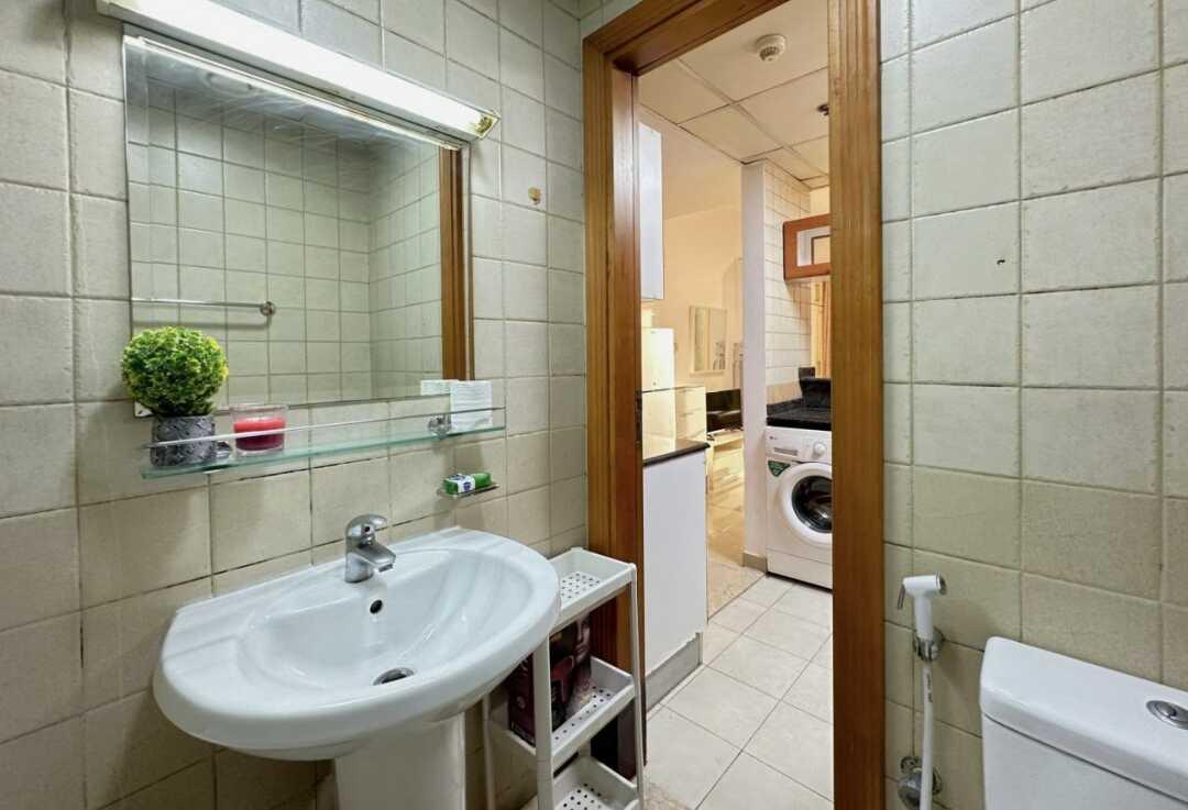 Дубай: Апартаменты "For Rent Dubai Quiet Studio w/ Balcony & RoofTop Pool in Marina"