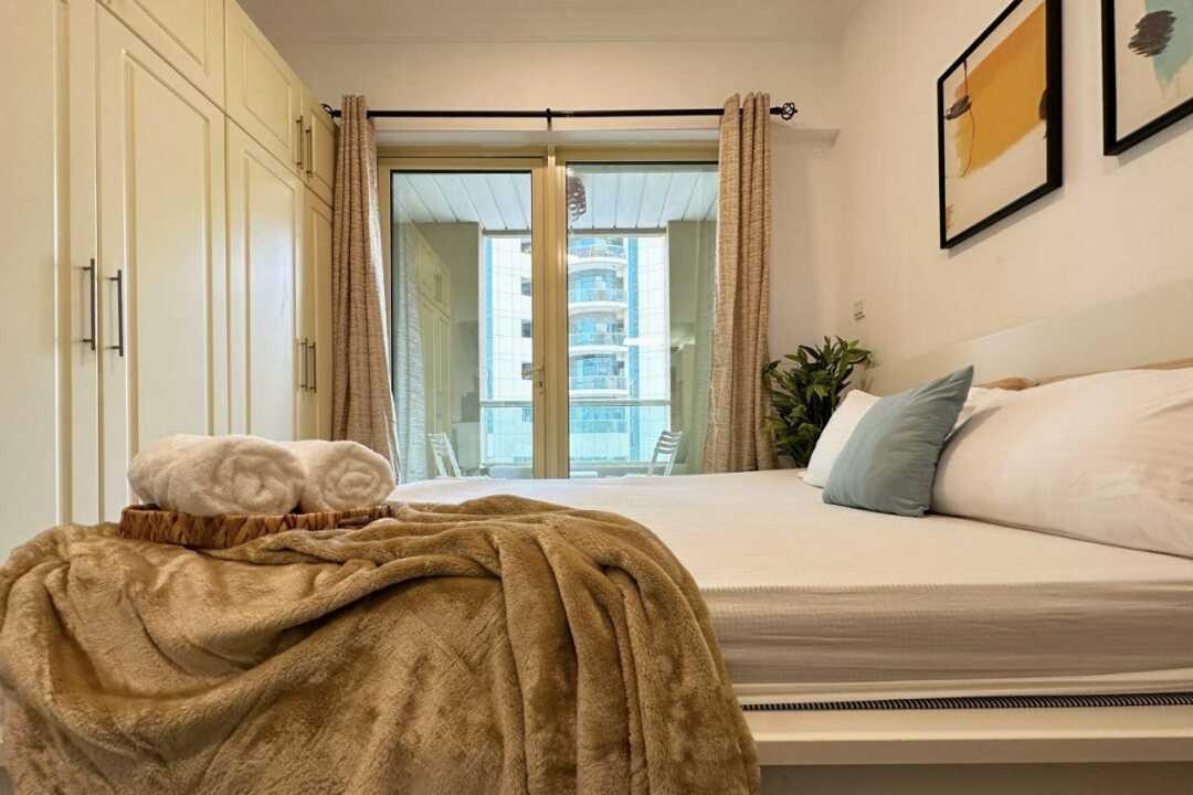 Дубай: Апартаменты "For Rent Dubai Quiet Studio w/ Balcony & RoofTop Pool in Marina"