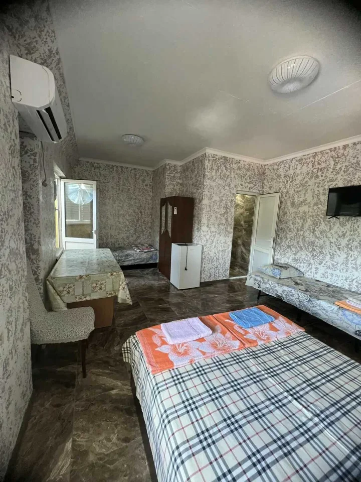 Сочи: Гостевой дом "Панорама"