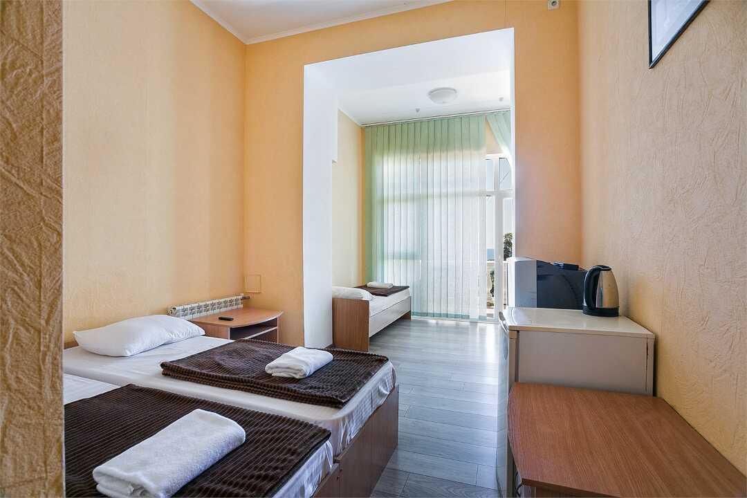 Ялта: Курортный отель «АМПИР»