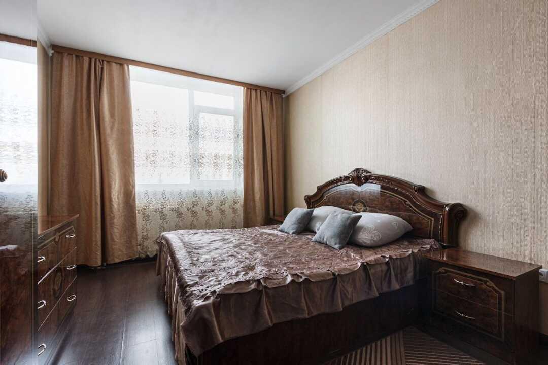 Красноярск: Квартира на улице Авиаторов 44