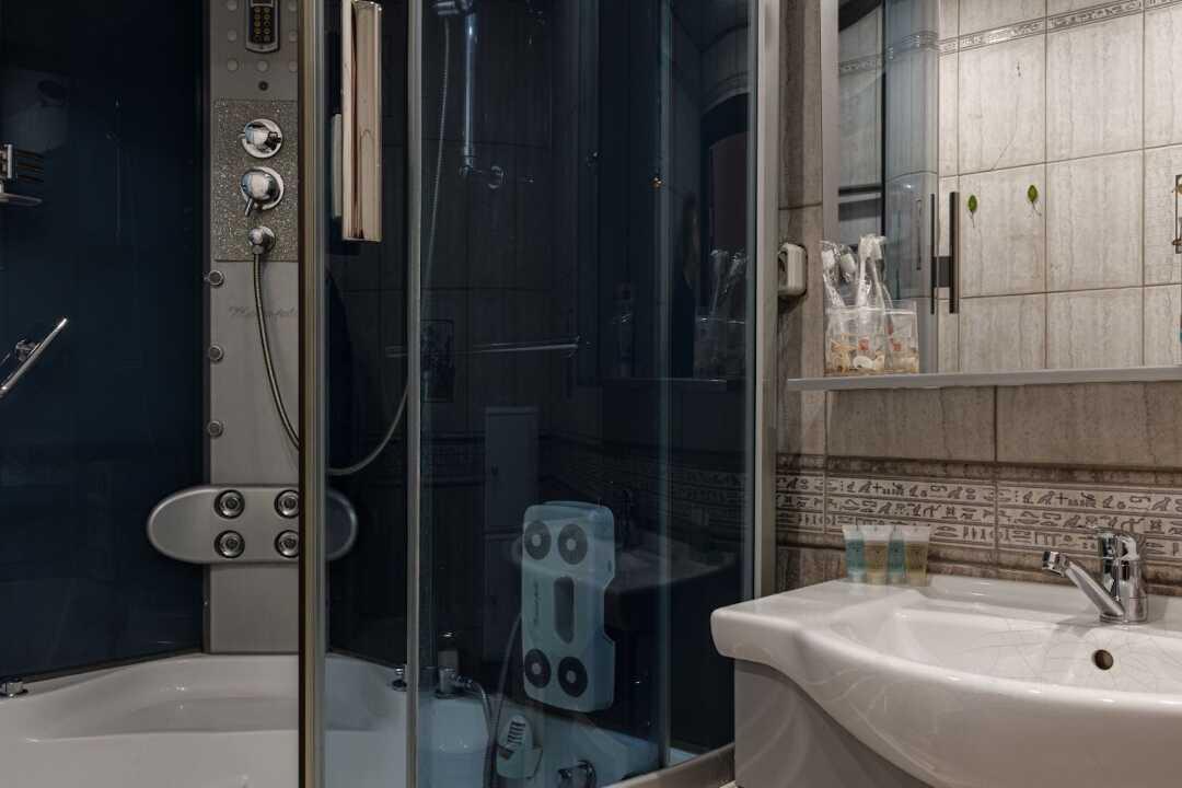 Красноярск: Квартира на улице Авиаторов 44