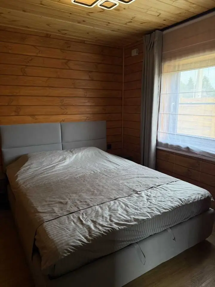 carousel image 3