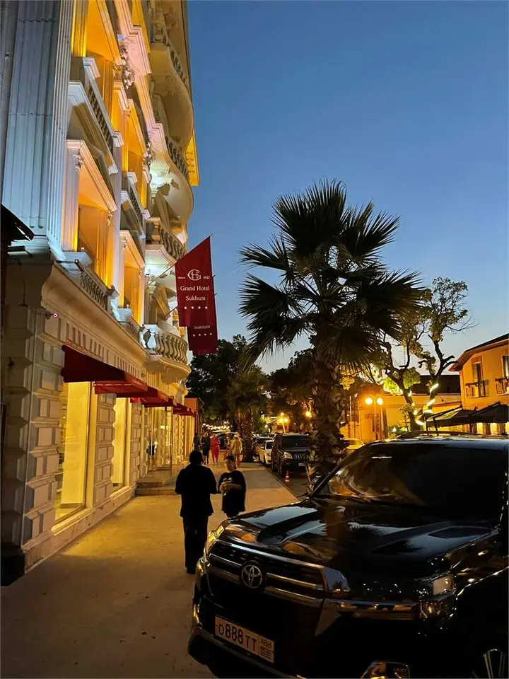 Сухум: Grand Hotel Sukhum