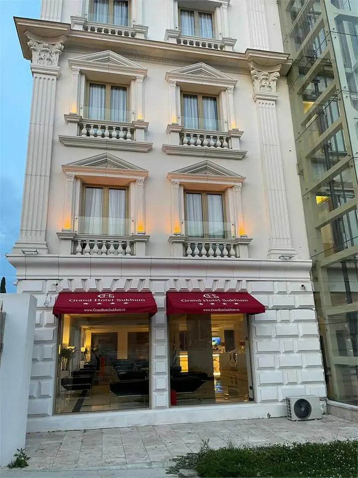 Сухум: Grand Hotel Sukhum