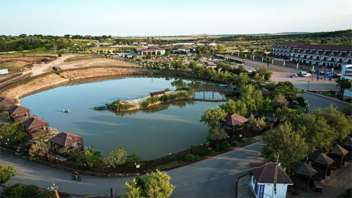 Темрюк: Курортный комплекс "Tizdar Family Resort & Spa 5*"
