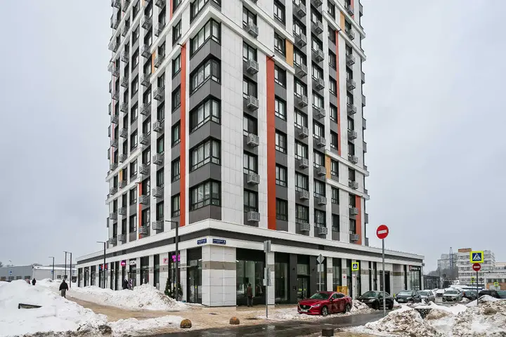 Москва: Просторная студия на Первом Котляковском 4к2