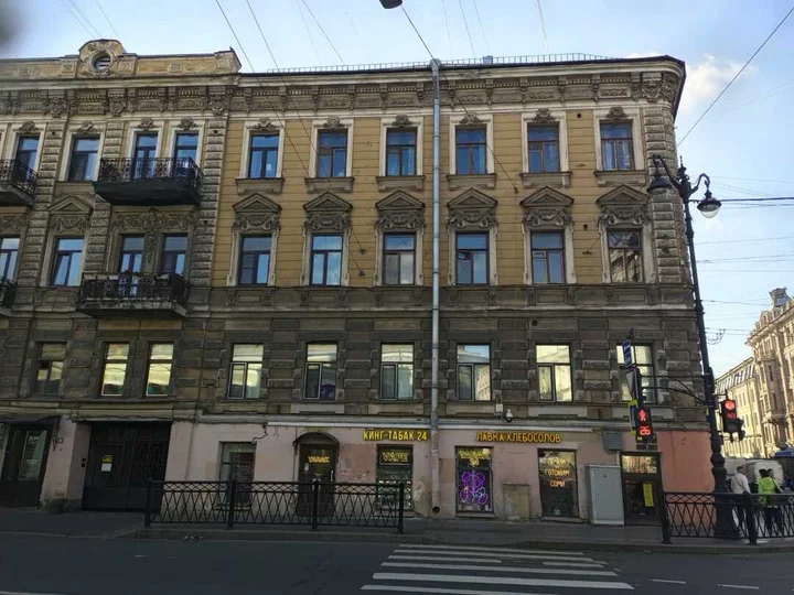 Санкт-Петербург: Мебелированные комнаты "На Пяти Углах"