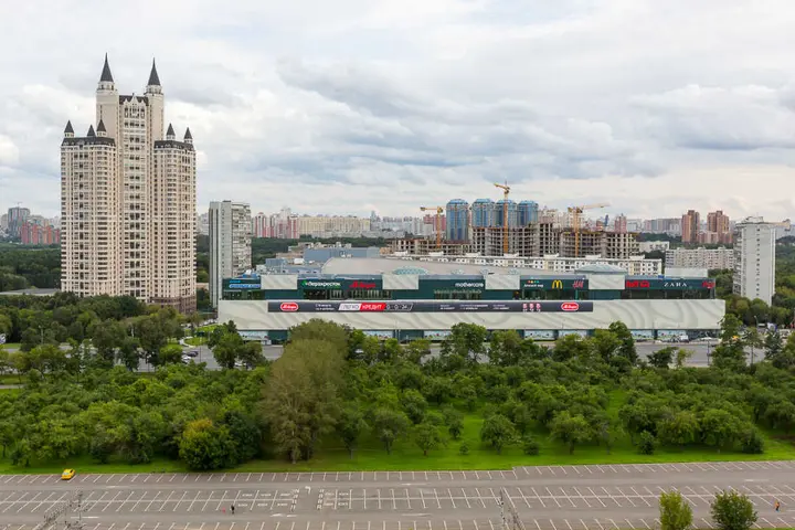 Москва: Панорама Славянского бульвара