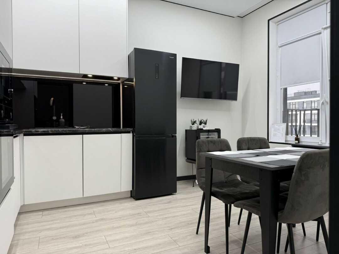 Тюмень: Апартаменты на улице Федюнинского, 30к9