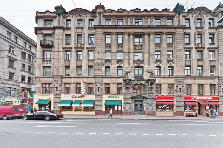 Санкт-Петербург: Гостевые Комнаты на Петроградской 74