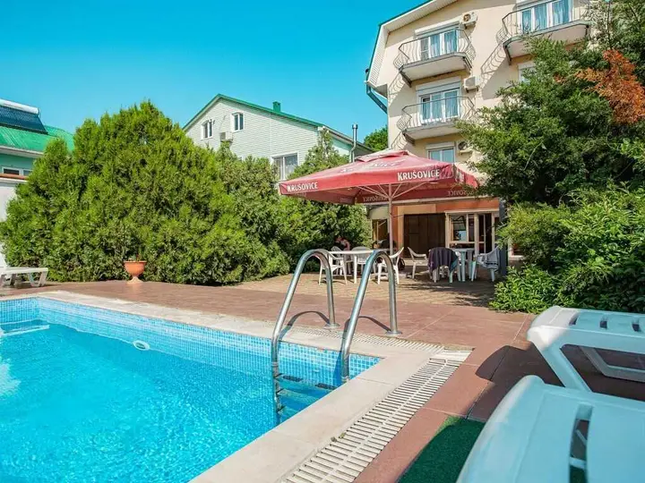 carousel image 3