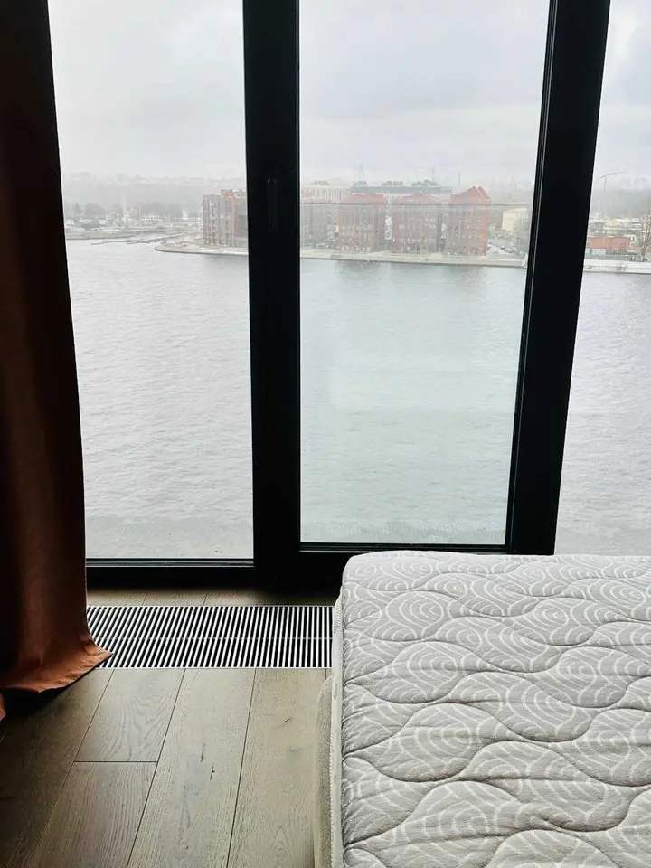 Санкт-Петербург: Апартаменты "Docklands" с видом на Неву