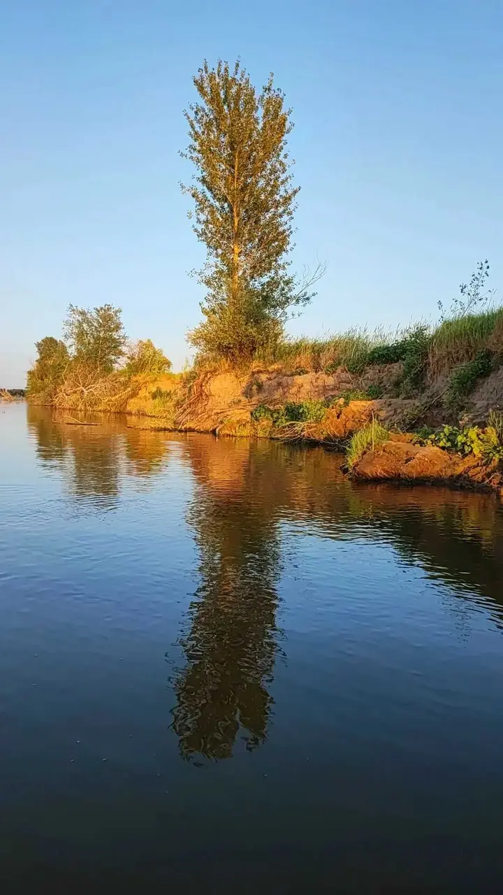 Раздор: Дом у реки